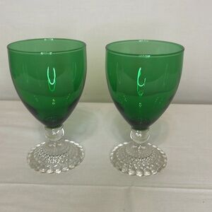 ANCHOR HOCKING Vintage Bubble Footed Emerald Green Glass Goblets